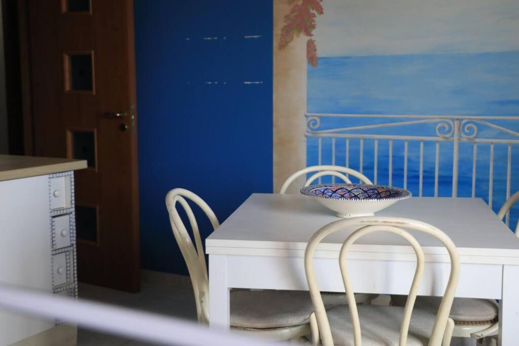 Ferienwohnung Due Minuti Dal Mare Con Balcone Vista Mare Tropea Exterior foto